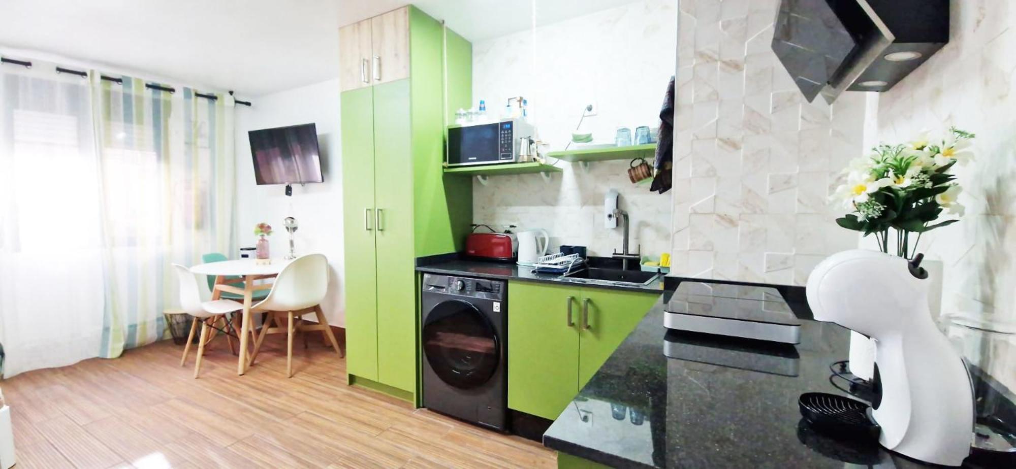 Studios Simon Мурсия Стая снимка